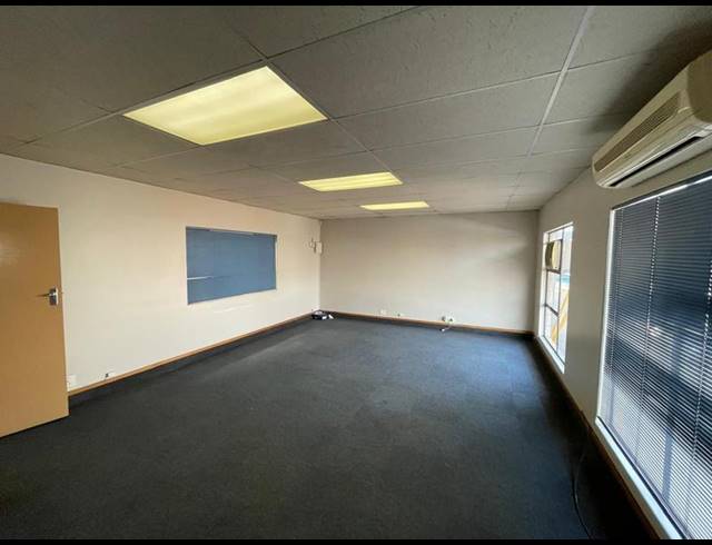 INDUSTRIAL PROPERTY TO RENT IN HENNOPSPARK